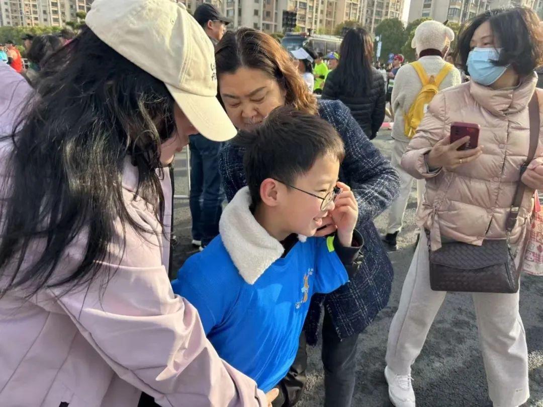 4月2日 | 世界孤独症日“爱跑同行·点亮星光”(图9)