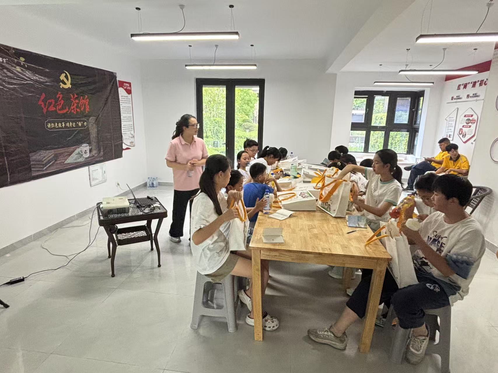 “小小社区议事官”(图5)