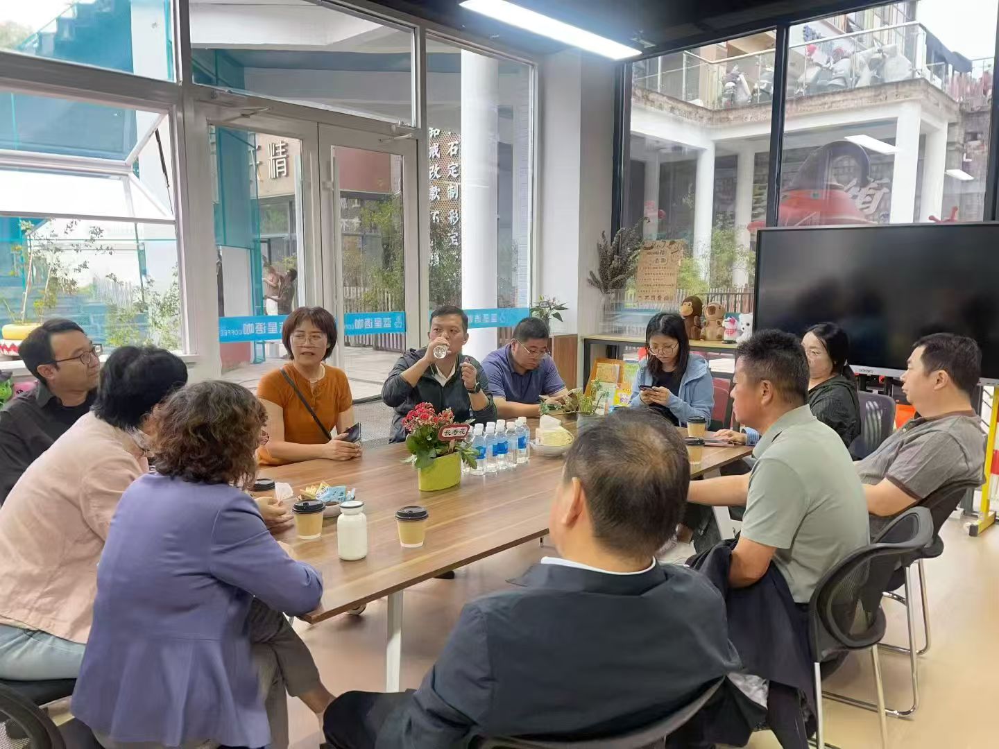 广陵区人大代表团曲江分团视察智童儿童发展中心(图8)