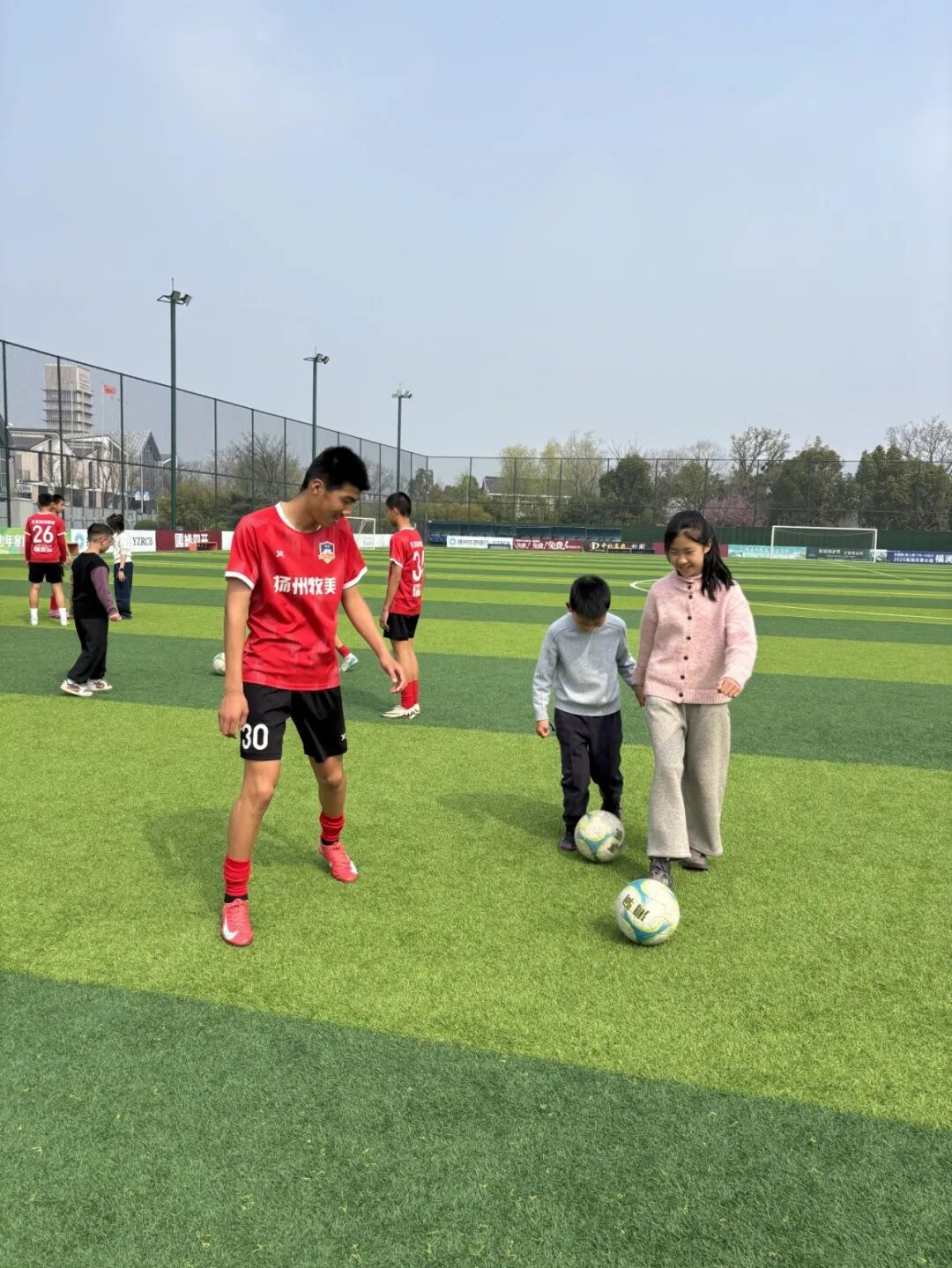 星光逐梦，足下有爱——融合趣味足球运动会圆满落幕(图14)