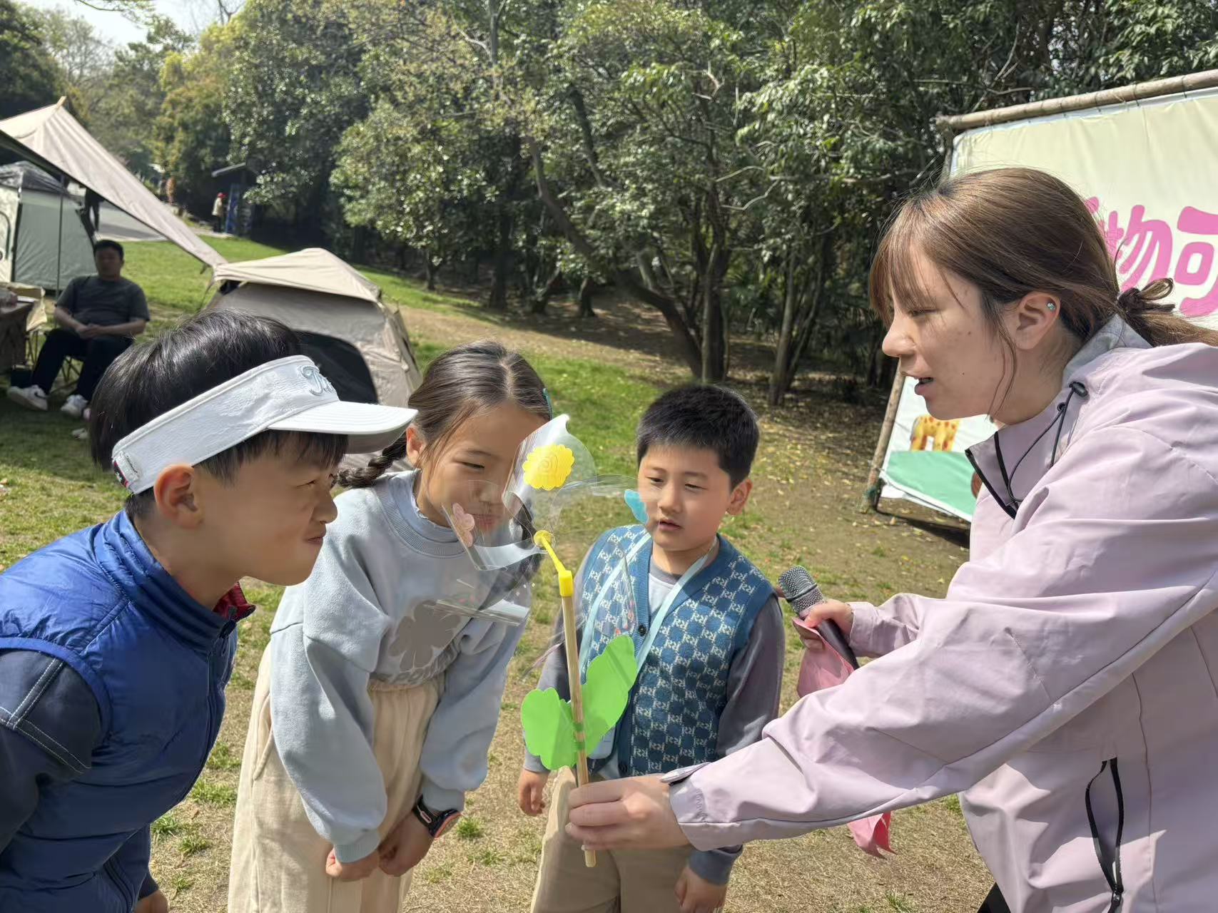 “茱萸拾春·童行自然”春游活动圆满落幕 解锁春日亲子美好时光(图10) “茱萸拾春·童行自然”春游活动圆满落幕 解锁春日亲子美好时光(图10)